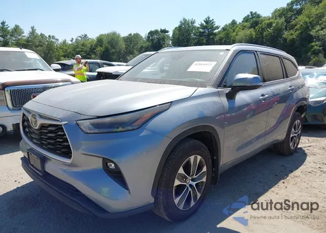 2021 Toyota Highlander Xle from USA, damaged, VIN 5TDGZRBH9MS074757